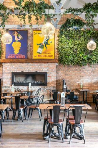 Sydney Junction Hotel