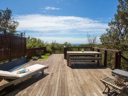 Illaroo I Absolute Waterfront With Spa