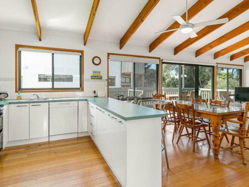 Surf Rest'n Bay