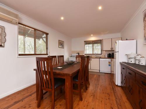 Australiana Cottages