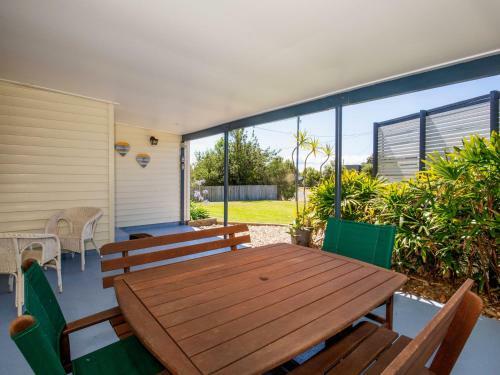 Quay Haven I Pet Friendly I Directly Opposite Beach