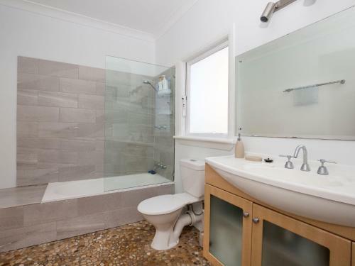 Quay Haven I Pet Friendly I Directly Opposite Beach