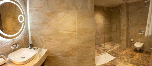 Parkway Inn Hotel & Spa