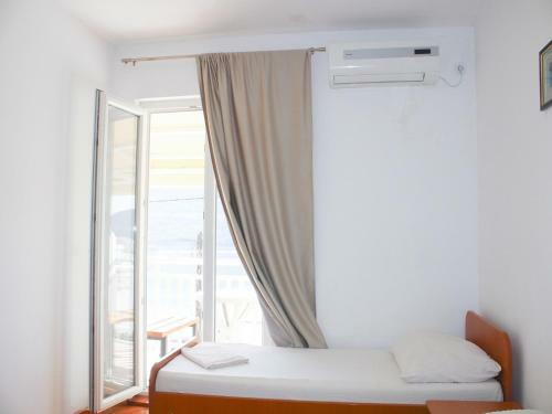 Hostal Apartments And Rooms Mato
