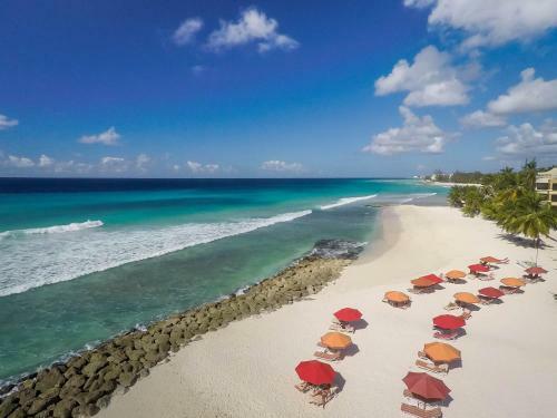 Hotel O2 Beach Club & Spa