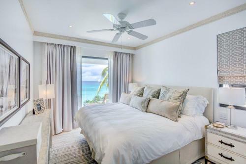 Fitts Villa Sleeps 10 With Pool And Air Con
