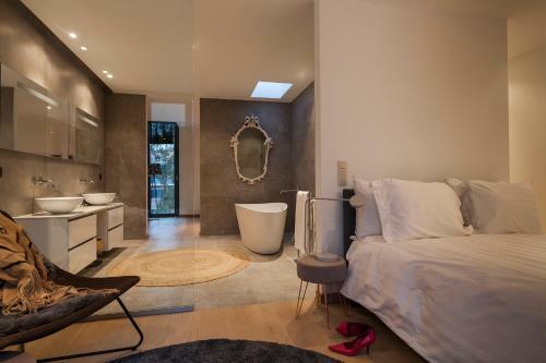 Stylish Smarthome Apartments - Uccle