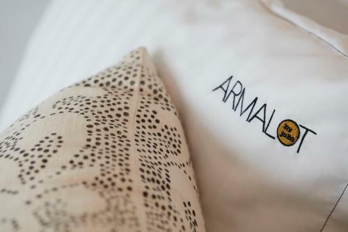 B&B Armalot By Julia