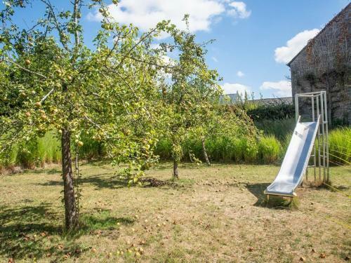 Holiday Home In Den�e, Halfway Between Namur And Charleroi