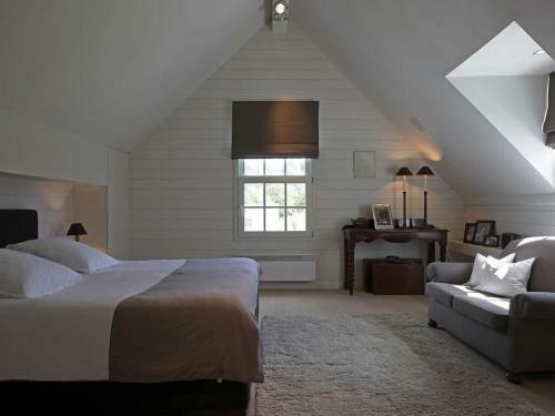 Trendy Holiday Home In Luik With Terrace
