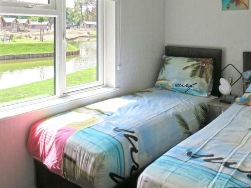 Holiday Home Europarcs Resort Zilverstrand-10