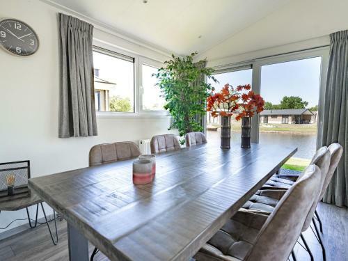 Holiday Home Europarcs Resort Zilverstrand-10