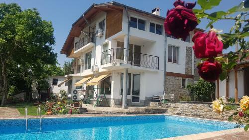 Hostal Rosarium Residence Guest House