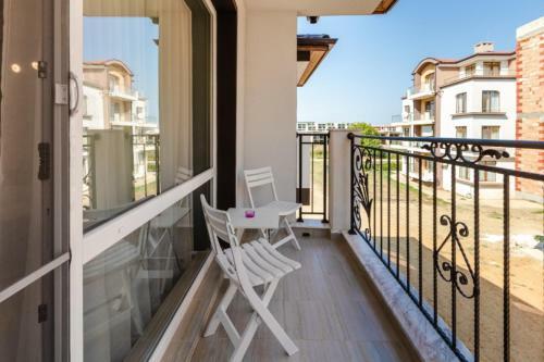 Hostal Guest House Theona