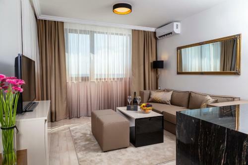 Hotel Onyx Beach Residence - Free Parking & Beach Access