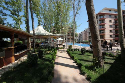 Hotel Menada Lux - Tarsis