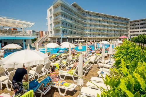 Aqua Nevis Hotel & Aqua Park - All Inclusive