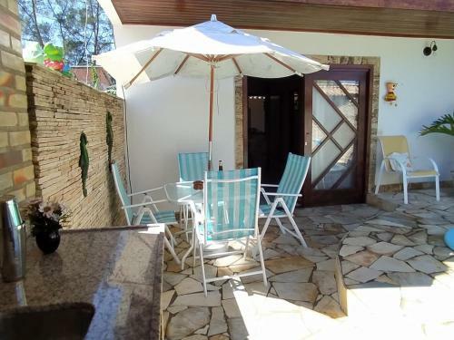Casa Confort�vel Com Piscina Na Praia de Tucuns