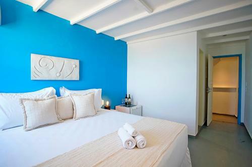 Hostal Sofia's On The Beach