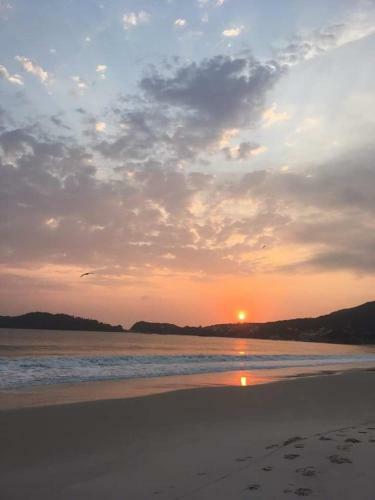 Apartamento Apto Confort�vel Em Bombinhas- Sc