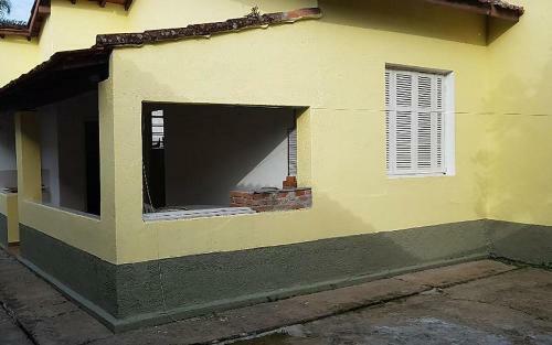Casa Confort�vel No Centro de Caraguatatuba