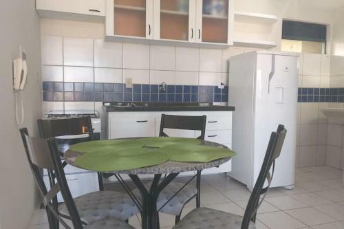 Apartamento Ap� No Universit�rio - Ed. Portal Do Amazonas, 305