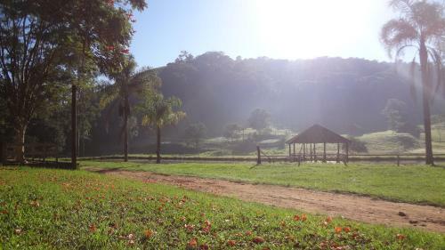 Hostal Pousada Colar De Ouro Chal�s
