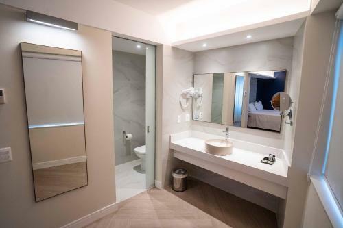 Hotel Intercity Portofino Florian�polis