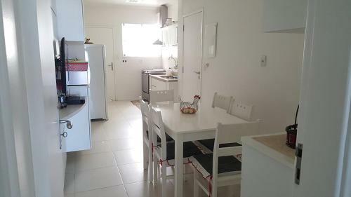 Apartamento Guaruj� Pitangueiras Frente Mar