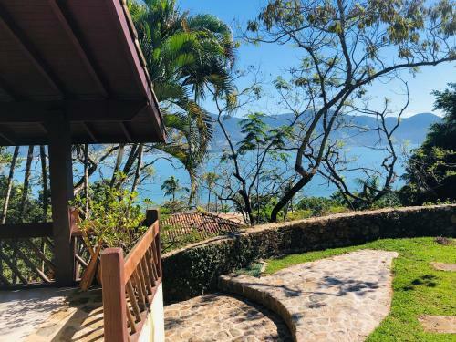 Hostal Su�tes Vista Pro Mar Ilhabela