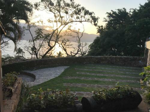 Hostal Su�tes Vista Pro Mar Ilhabela