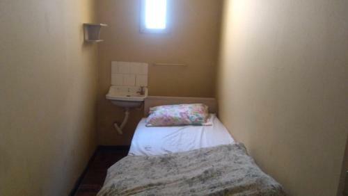 Hotel Hostel Paris Lages