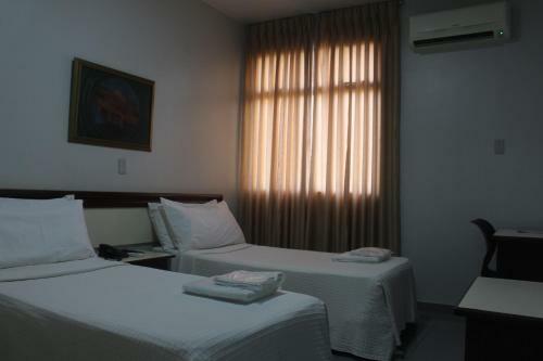 Hotel Oscar Econ�mico