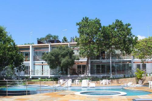 Qavi - Apartamento No Centro de Pipa #ubaia116