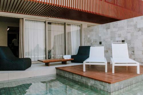 Apartamento Qavi - �le de Pipa - Flat Com Piscina Privativa #105a