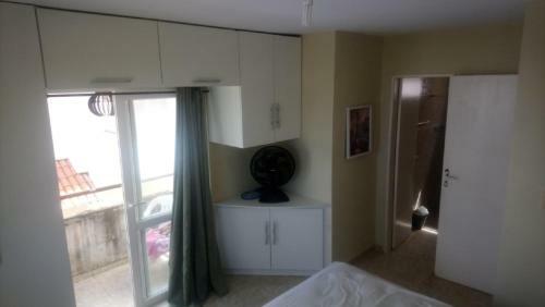 Condom�nio Residencial Caravelas, Casa 220