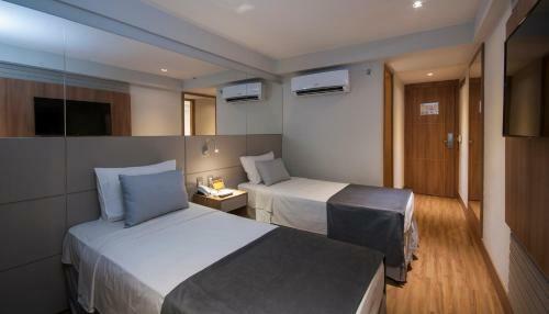 Hotel Atl�ntico Travel Copacabana