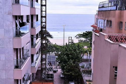 Apartamento Com Servi�os Proximo A Praia de Ipanema