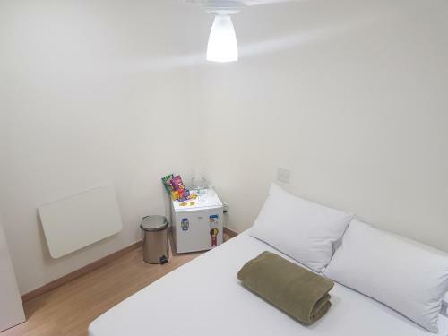 Quarto Privativo Em Condominio