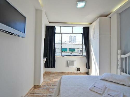 Apartamento Studio Para Temporada Com Vista Lateral Para O Mar!