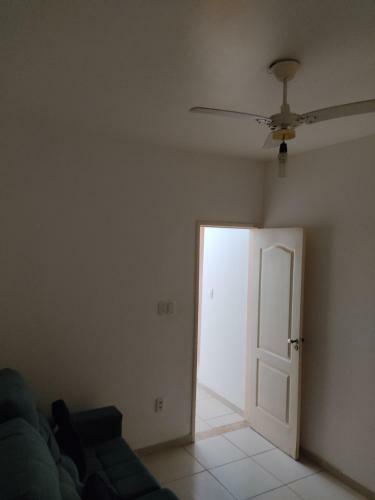 Casa 3 Quartos Com Churrasqueira E Chuveir�o
