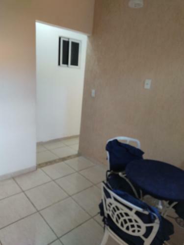 Casa 3 Quartos Com Churrasqueira E Chuveir�o