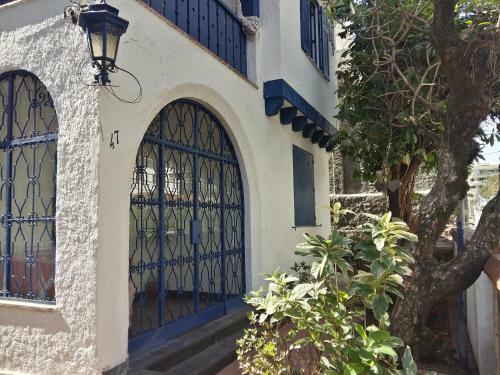 Hostal Farfalla Guest House