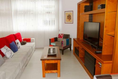 Copacabana Apartment, 30 Mts. From The Beach