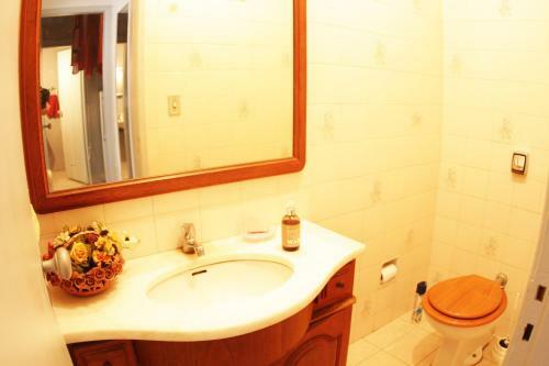 Copacabana Apartment, 30 Mts. From The Beach