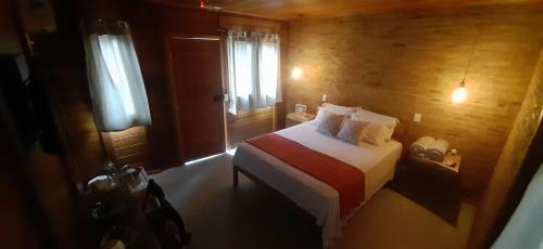 Hostal Pousada Pi� Bella