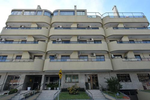 Apartamento L050 - Edif�cio Shangril� 102