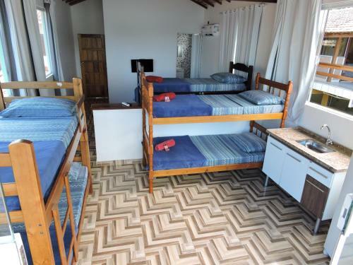Hostal Pousada Guaru�a