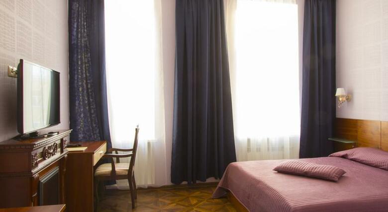 Hotel Lion