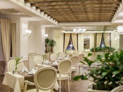 The State Hermitage Museum Official Hotel